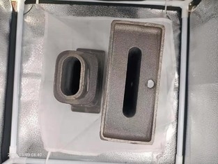 İnşaat Düz Direk Gergi Ankrajı Dökme Demir Tel Çapı 12.7mm 15.2mm 15.7mm